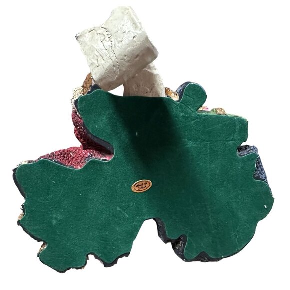 Grandeur Noel Ceramic Collectible Sitting Bear Christmas Stocking Holder - Picture 6 of 6